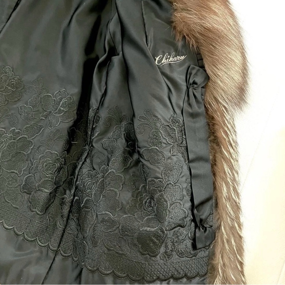 SAGA FOX Vintage Luxury Fur Coat Silver Fox - Picture 6 of 6